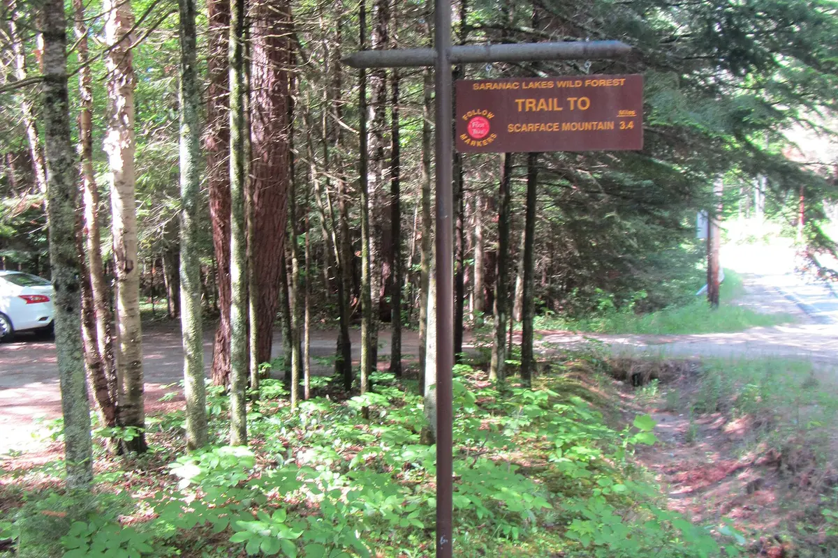 Marked trailhead parking area in the Adirondack Mountains - Adirondack Mountains | KnowOutdoor