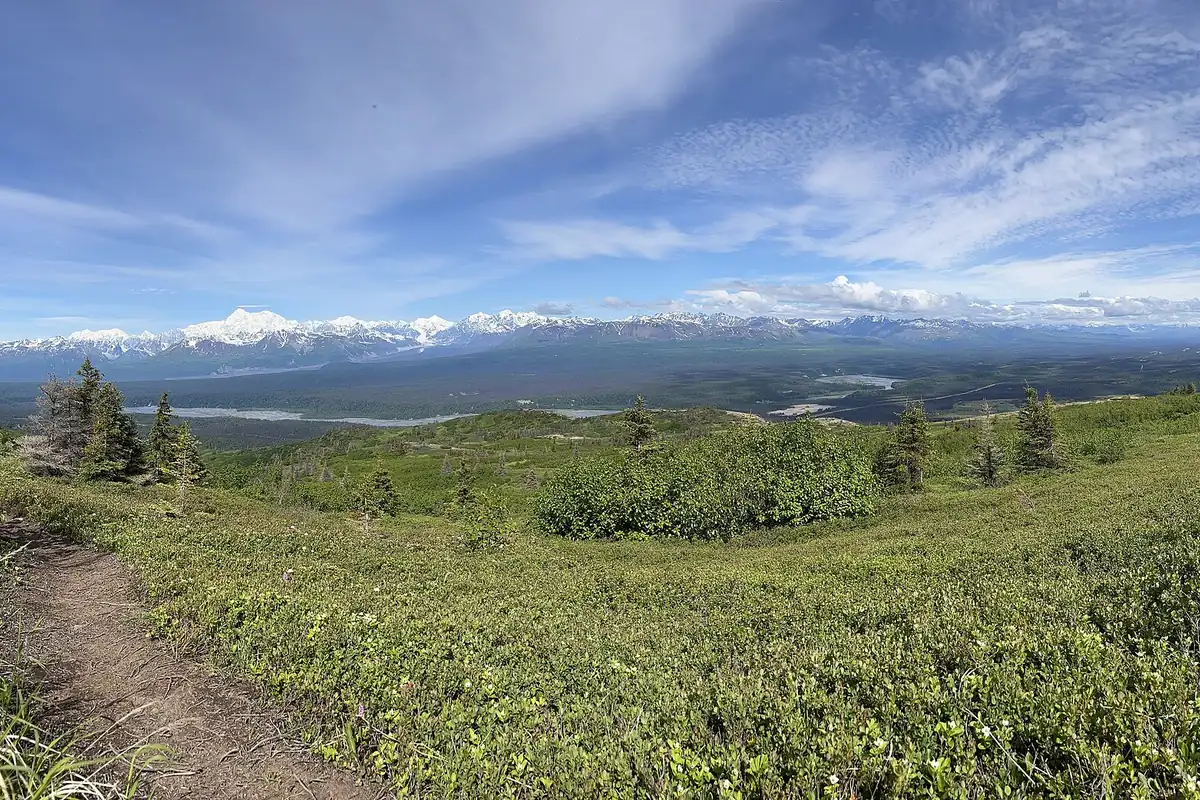 Road-accessible ridge trail facing the Alaska Range - Alaska Range | KnowOutdoor
