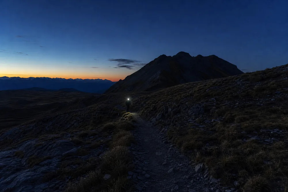 How to Plan a Sunrise or Sunset Hike Around the Walk Back in the Dark